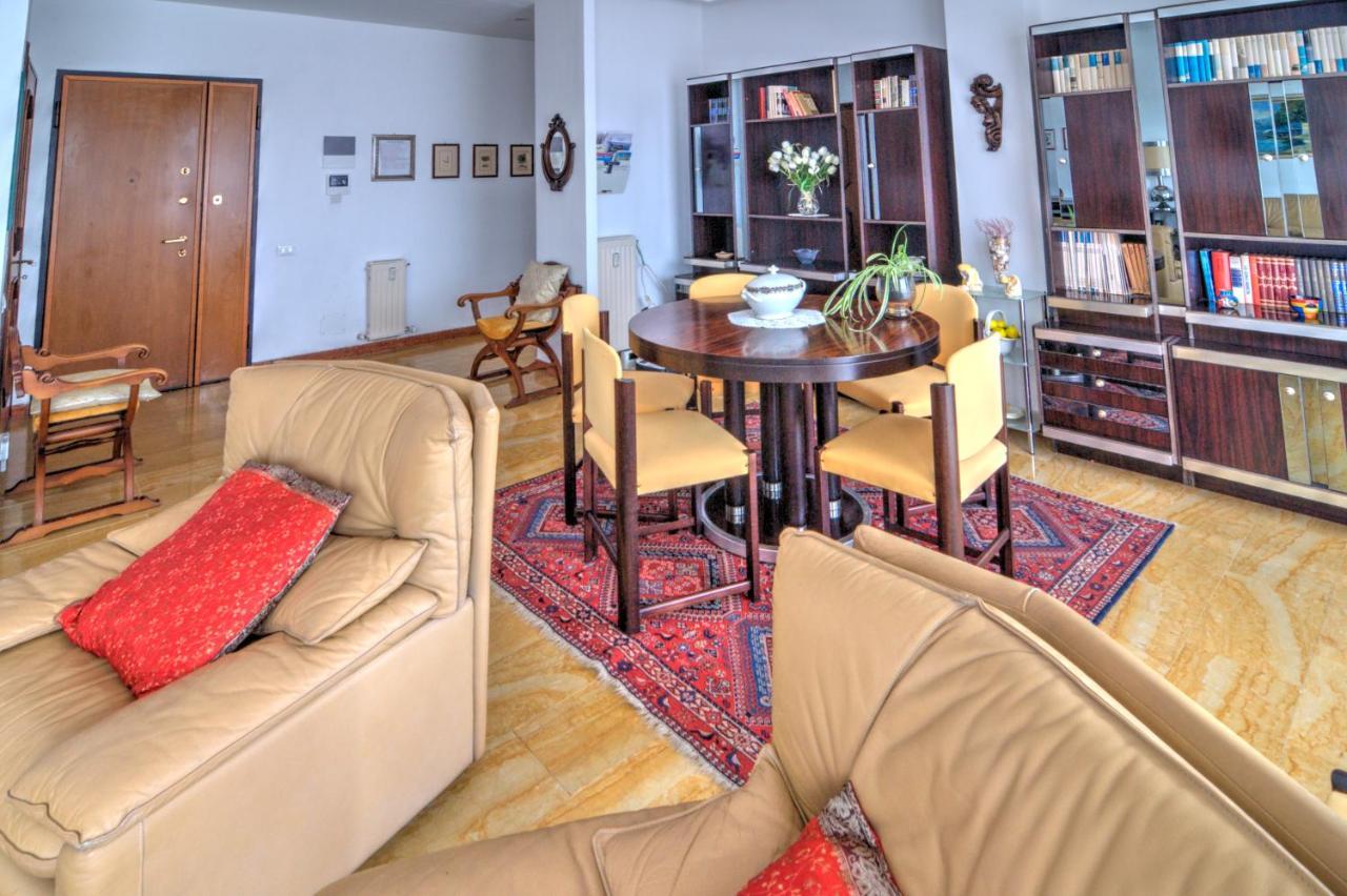 La Casa Di Nilde Apartment ลาสเปเซีย ภายนอก รูปภาพ